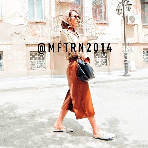 SOLD! ZARA Faux Leather Long Shorts - Picture 5 of 16